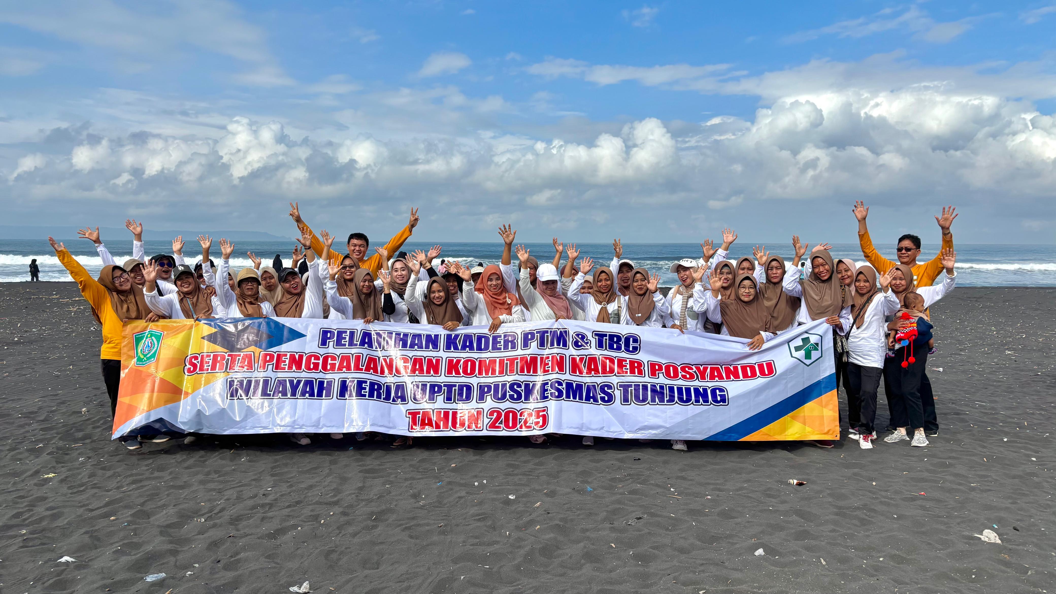 PELATIHAN KADER PTM DAN TBC SERTA PENGGALANGAN KOMITMEN KADER POSYANDU